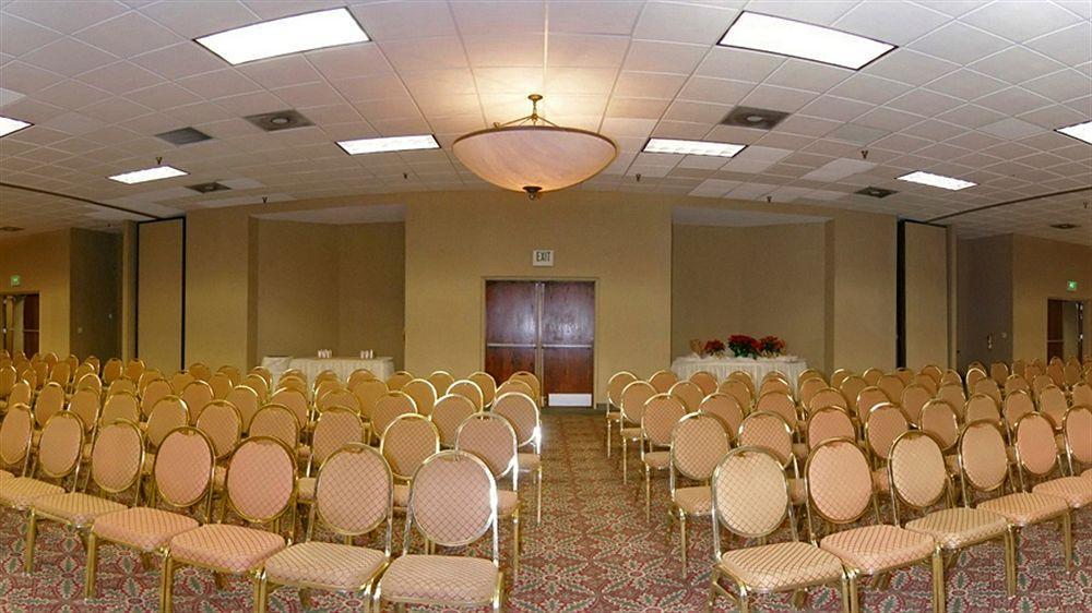 Western Y Centro De Conferencias Hotel 3*