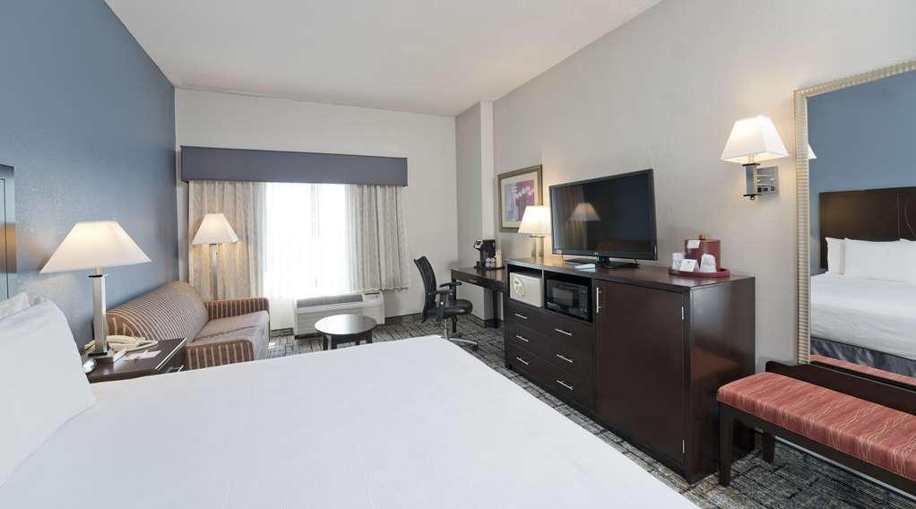 Western & Conference Center Hotel