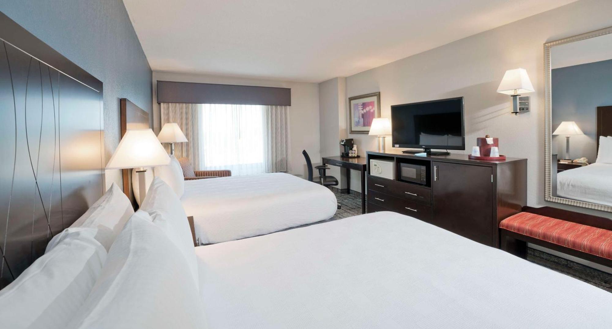 Best Western Plus & Conference Center Hotel Baltimore