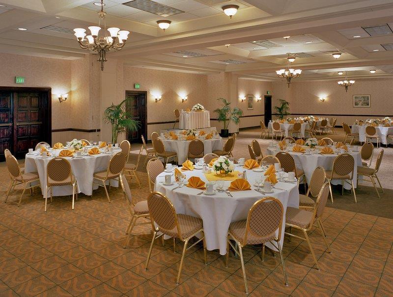 Best Western Plus & Conference Center